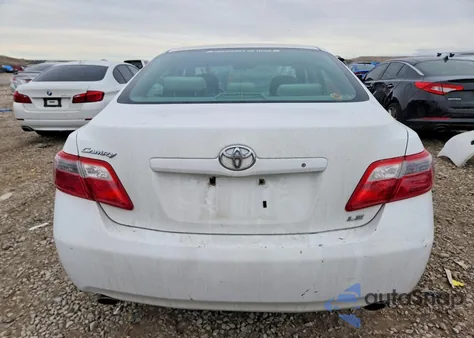 2008 Toyota Camry Le z USA, uszkodzony, nr VIN 4T1BK46K88U562585